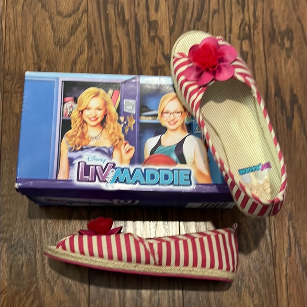 NEW Disney Liv and Maddie Pink Striped Kids Shoes